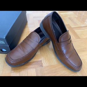 Kenneth Cole dress shoes for boys